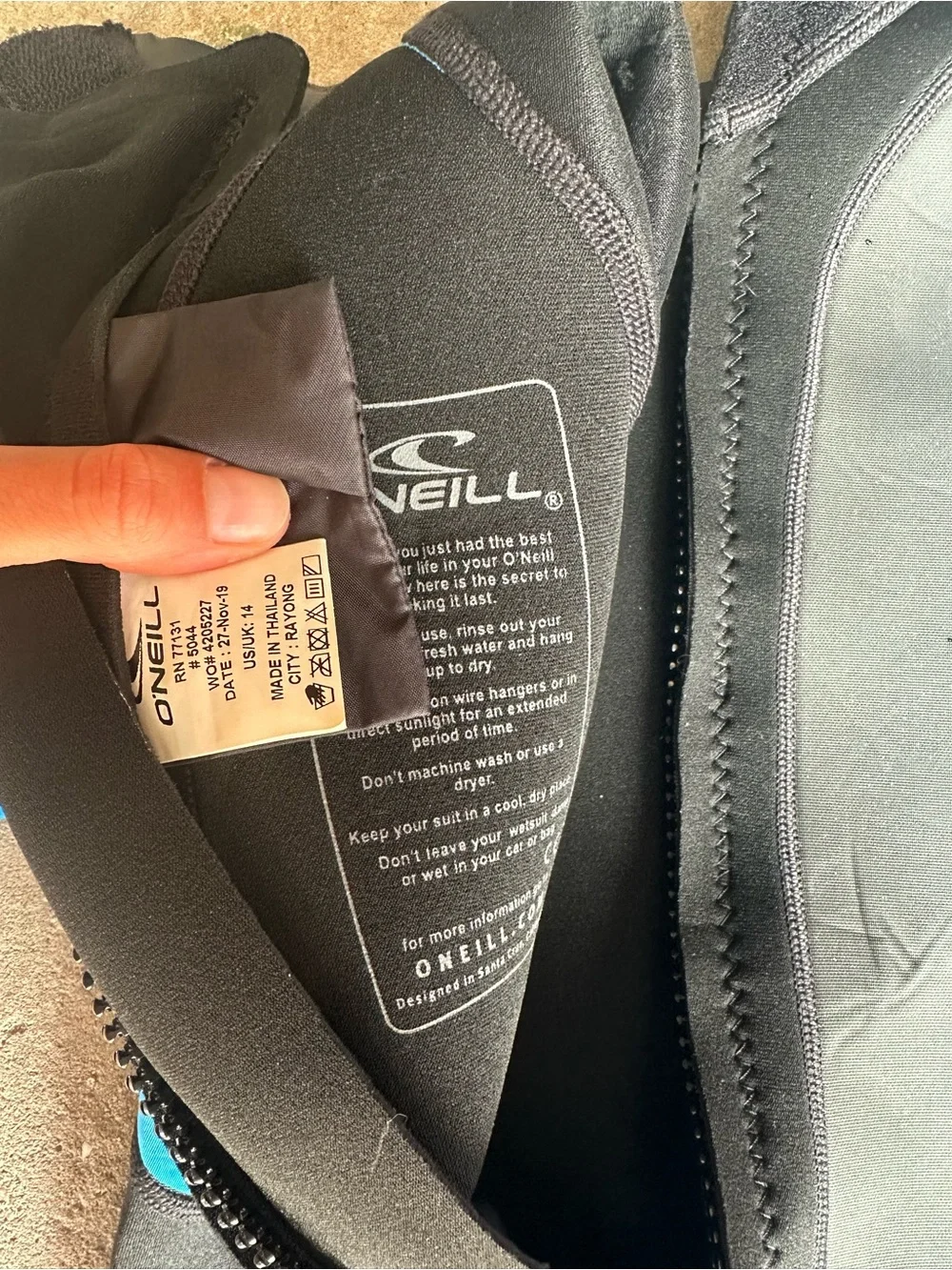 O'Neill Youth Reactor Black & Blue 3/2mm Full Wetsuit Gently Used